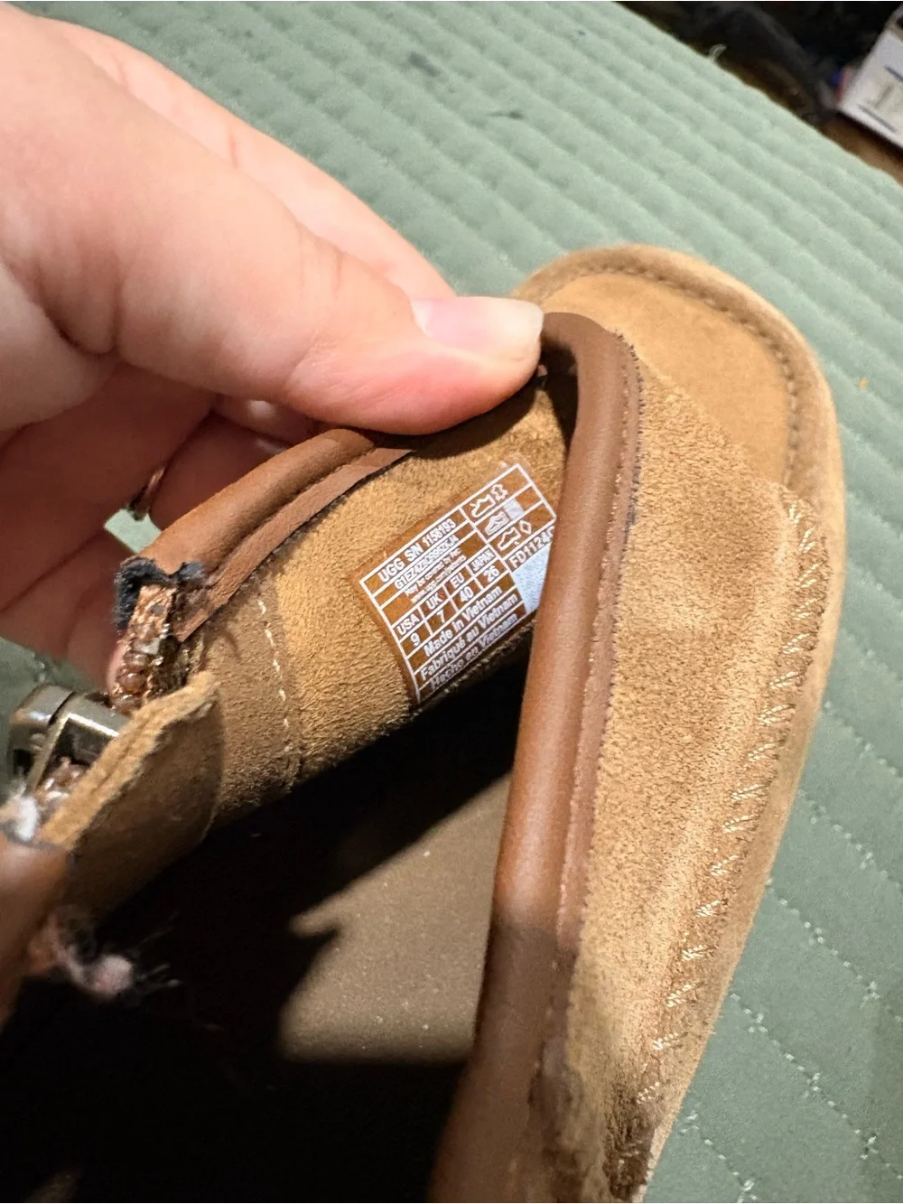 UGG Men's Suede Chukka Boots in Tan